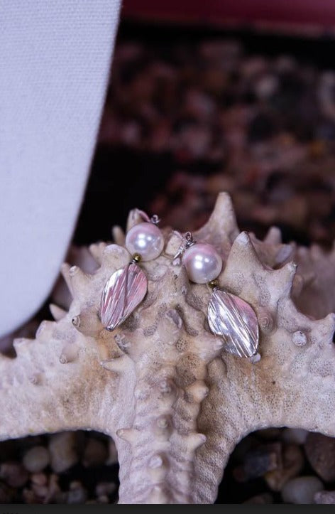 Silver Lilly Earrings